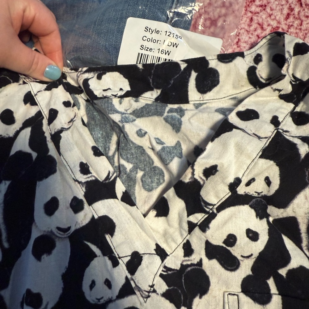 3XL Panda Print V-Neck scrub top